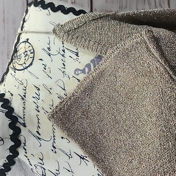 Arzu Sabanci for KOTON Off the shoulder metallic knit - Picture 3 of 7